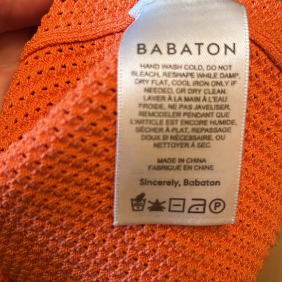 Aritzia Babaton Sculpt Knit Orange Top - Picture 6 of 7